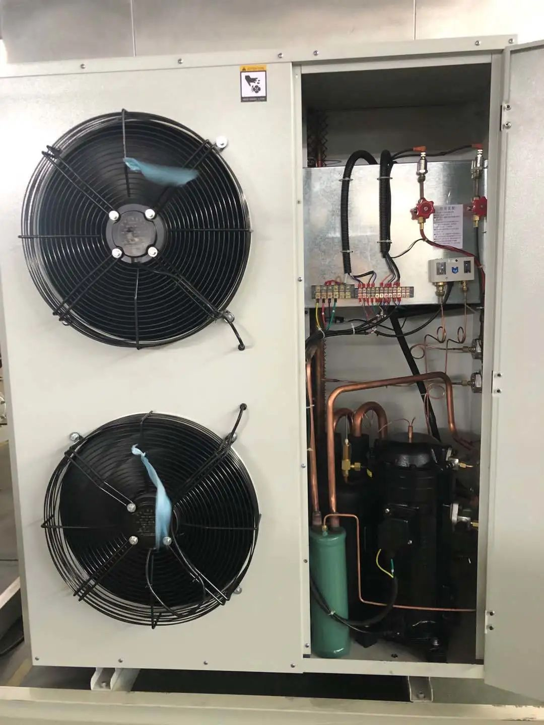 ~!phoenix_varIMG10!~